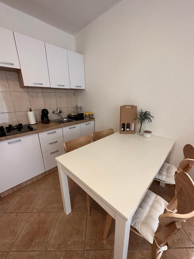 Relax And Unwind: Family-Friendly House Near Zadar In Zagrad Villa Luaran gambar