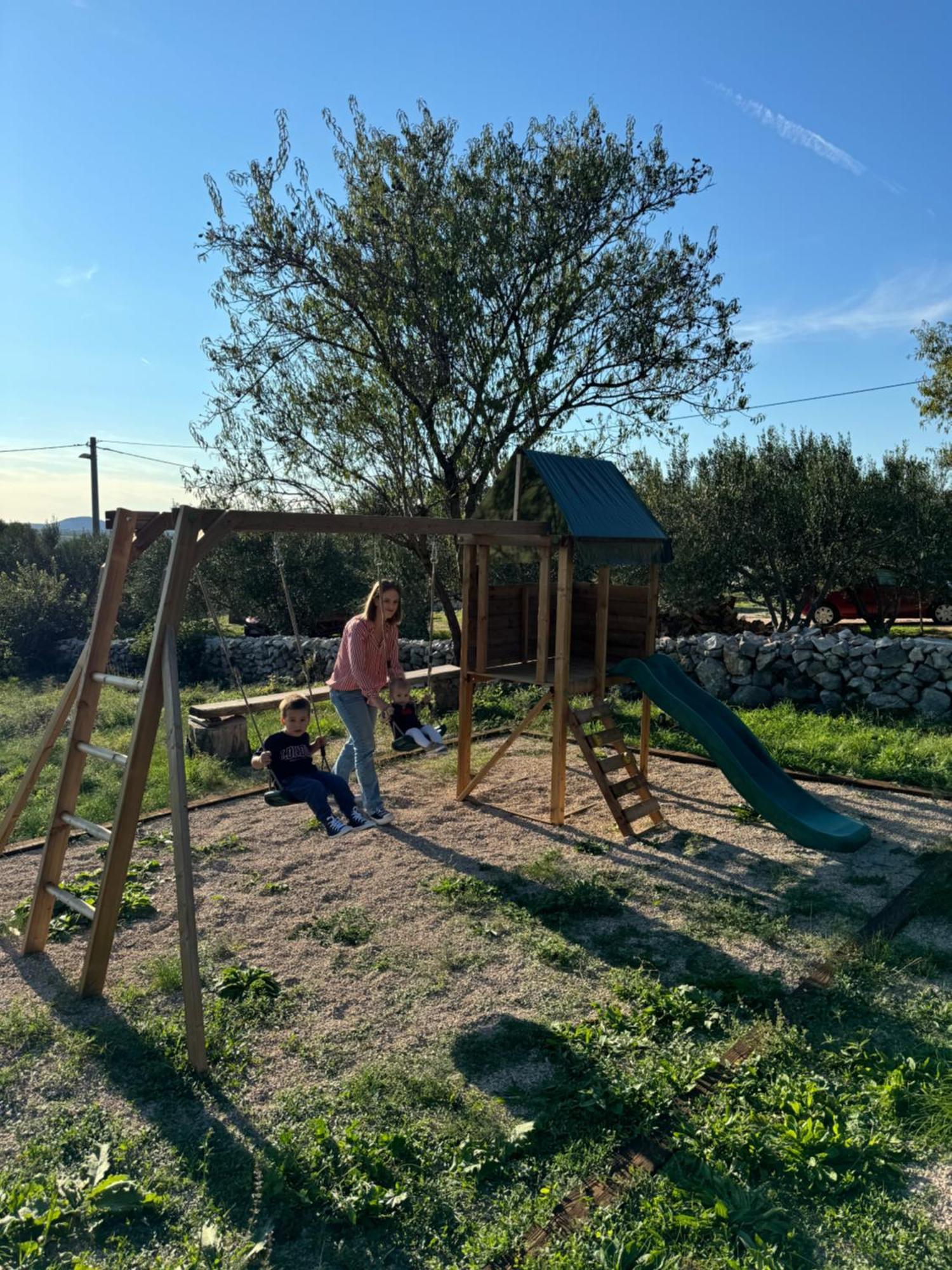 Relax And Unwind: Family-Friendly House Near Zadar In Zagrad Villa Luaran gambar